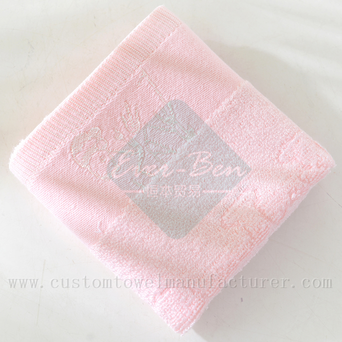 China Bulk Custom shower towel Manufacturer Bespoke Brand Pink Fingertip Bamboo Hand Towels Producer